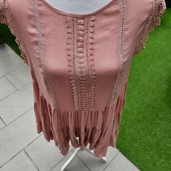 SHE + SKY ✦ Anthropologie Hi-Low Dress ✦ Mauve Cotton Crochet Lace Tiered M NWT - Picture 6 of 16